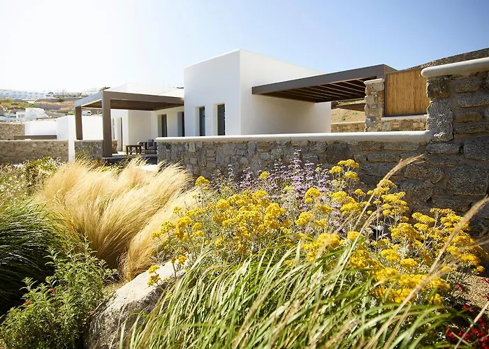 Bonzoe & Willa Mykonos Town